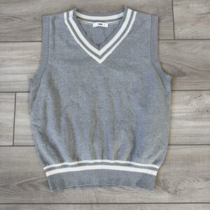 WEGO V-Neck Cricket Pullover Sweater Vest w/ Ribbed Trim and‎ Athletic Stripe S